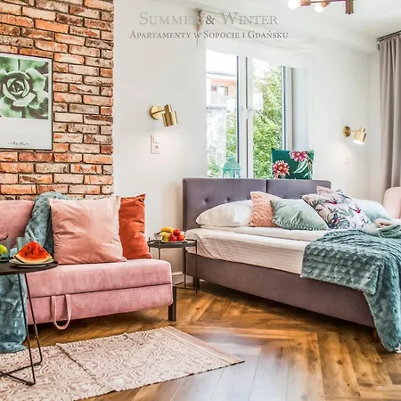 Family Luxury Pure Old Town 1-8, 2 Sypialnie I Salon, Parking Pub, 60m2 * Danzica