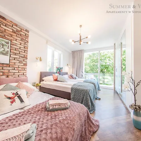 Family Luxury Pure Old Town 1-8, 2 Sypialnie I Salon, 60m2, Summerwinter Brand Apartment