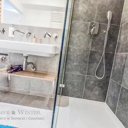Family Luxury Pure Old Town 1-8, 2 Sypialnie I Salon, 60m2, Summerwinter Brand Apartment Danzig