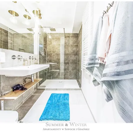 Family Luxury Pure Old Town 1-8, 2 Sypialnie I Salon, 60m2, Summerwinter Brand Apartment *