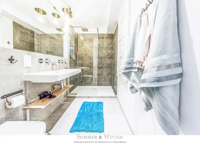 Family Luxury Pure Old Town 1-8, 2 Sypialnie I Salon, 60m2, Summerwinter Brand Apartment *