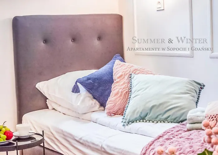 Family Luxury Pure Old Town 1-8, 2 Sypialnie I Salon, 60m2, Summerwinter Brand